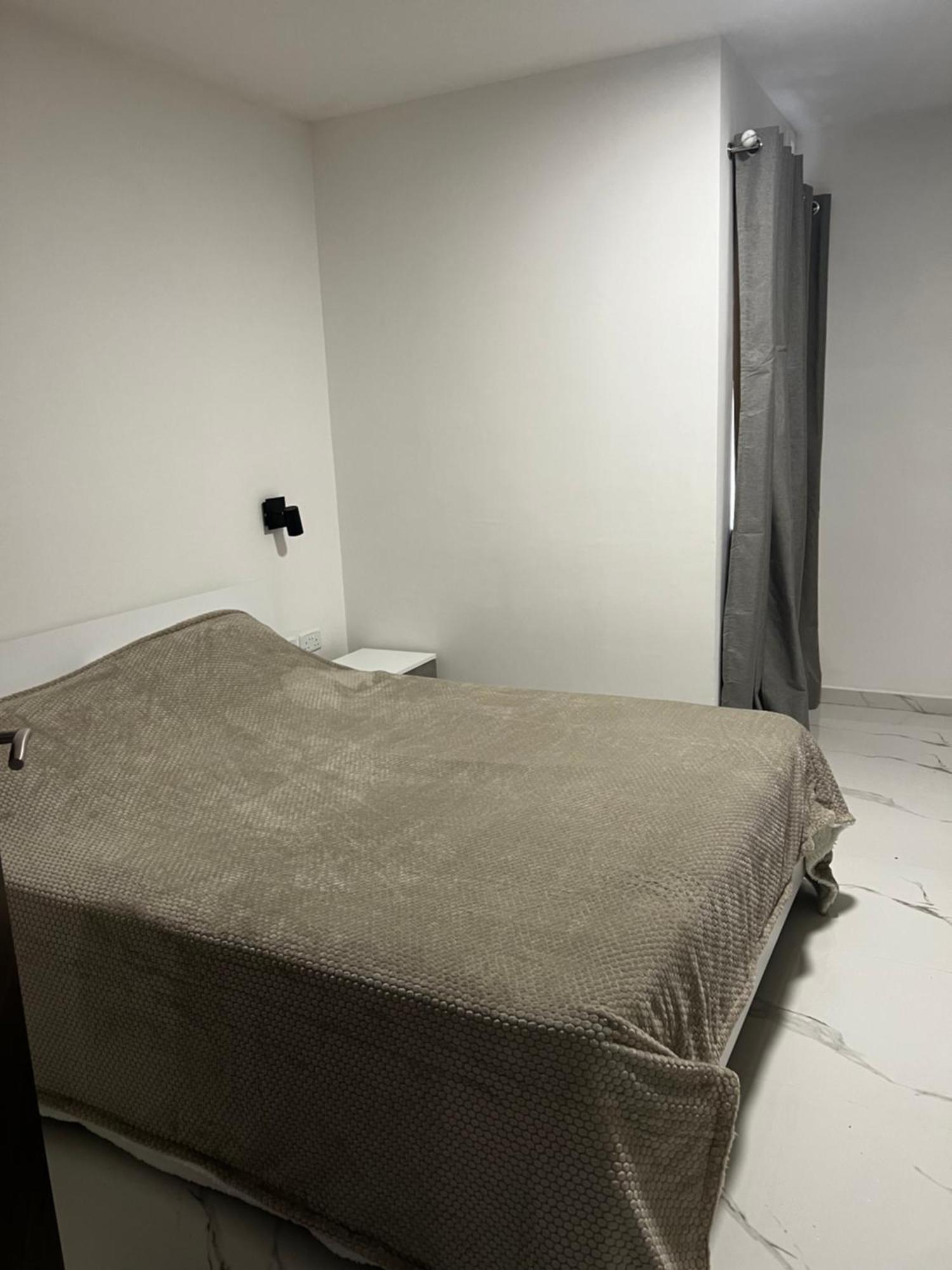 Luqa 3 Bedroom Penthouse T Εξωτερικό φωτογραφία
